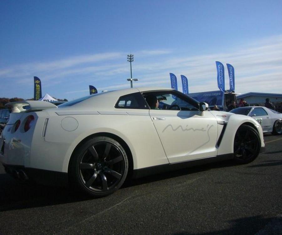  Nissan Mines GT-R 2007 года  (фото 3 из 10)